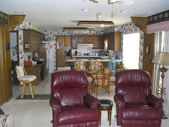 5th image of 3013 Kerry Ln