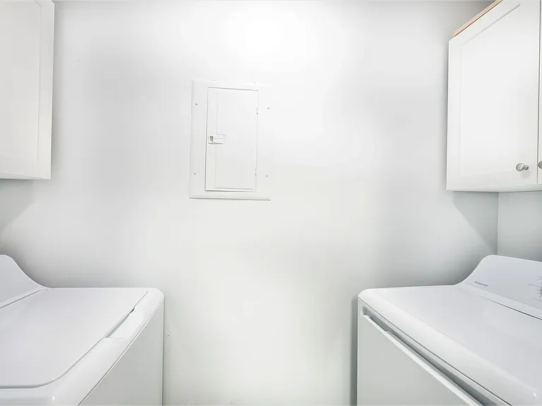 7667 N Wickham Rd #1219 — Photo 4