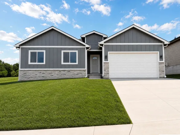 7710 S 33rd Ave, Bellevue, NE 68147