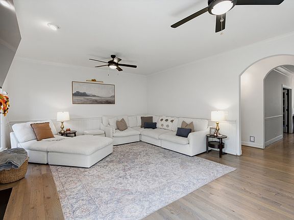 4th image of 108 Sturbridge Dr