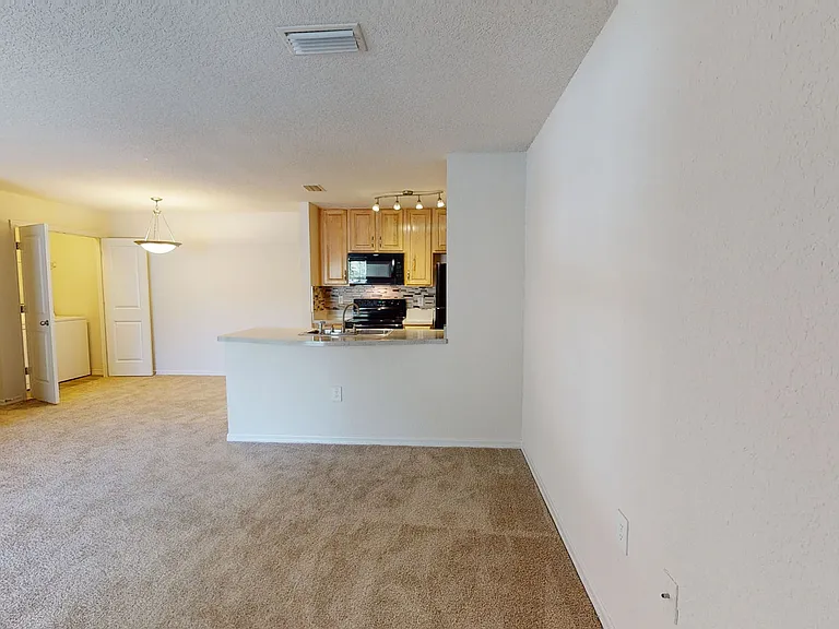 The Breyley Apartments — Photo 58