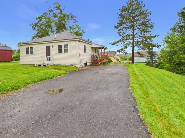 38 School Avenue, Limestone, ME 04750
