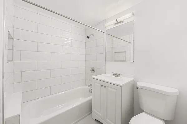 Rented by Compass | media 7