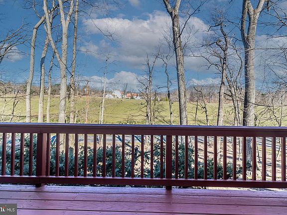 5th image of 1414 Morstein Rd