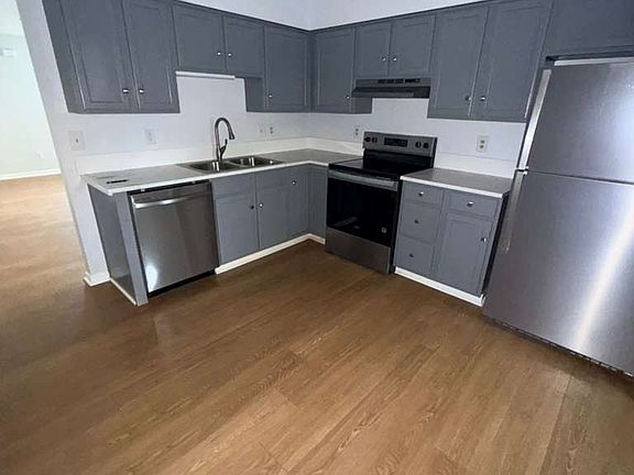 2nd image of 709 Statesman Way
