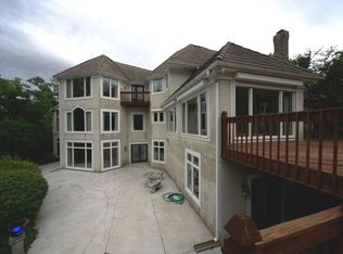 5128 SW Redbud Ln, Topeka, KS 66606