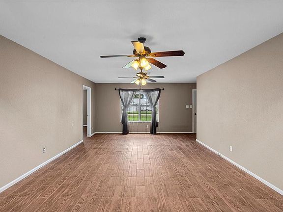 3rd image of 7228 Avenue R