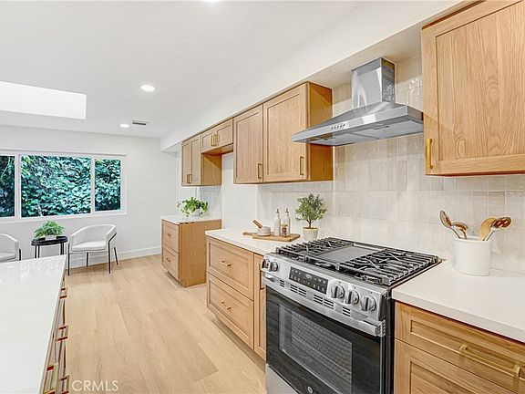 4th image of 22323 Miranda St