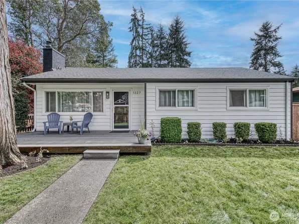 1327 S 130th Place, Burien, WA 98168