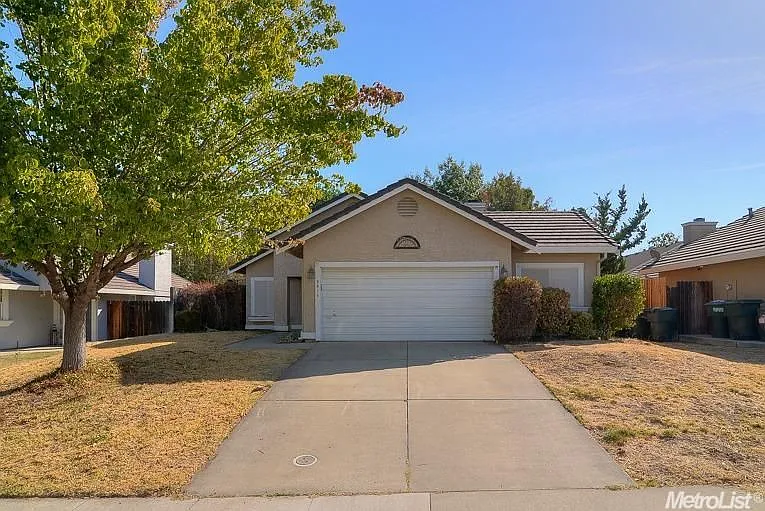 8416 Falcon View Dr photo 1