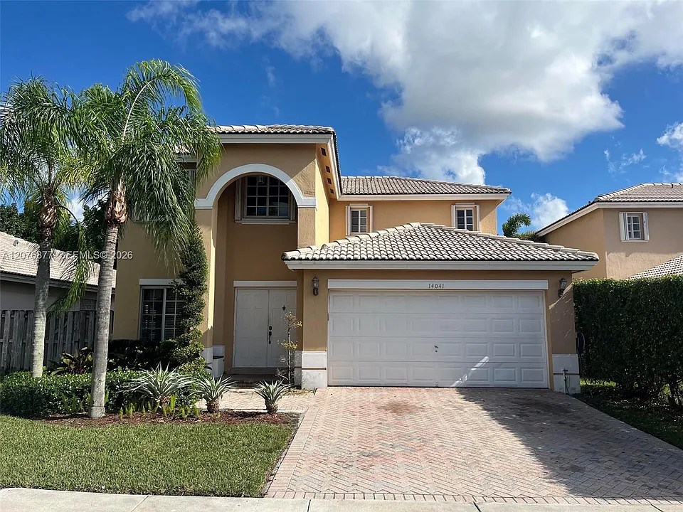 14041 SW 155th Ct