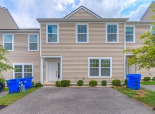 430 Twisted Oak Dr NW, Christiansburg, VA 24073