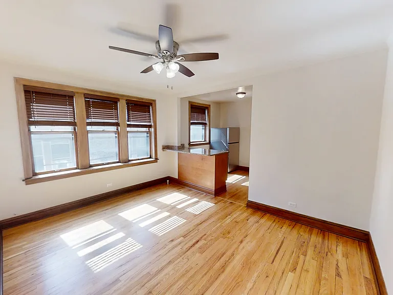 Kedzie Property — Photo 11