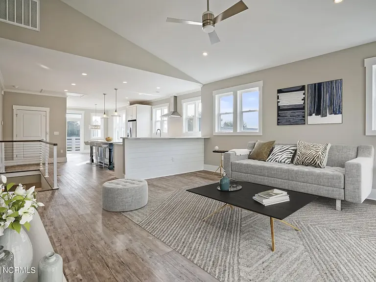 308 Spencer Farlow Dr #2 — Photo 60