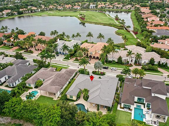 4th image of 661 Hermitage Circle