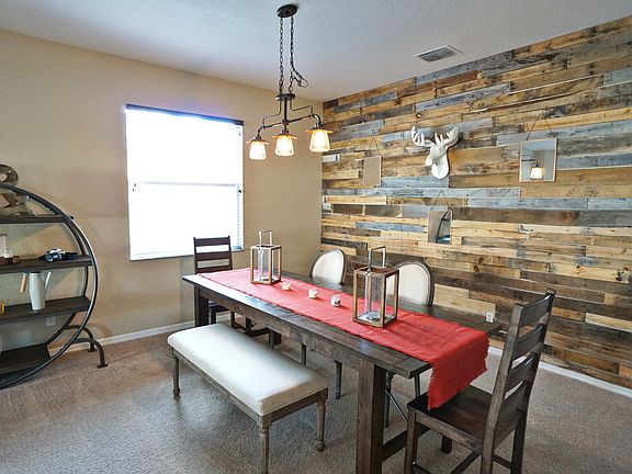 Dining Room w/Wood Mural