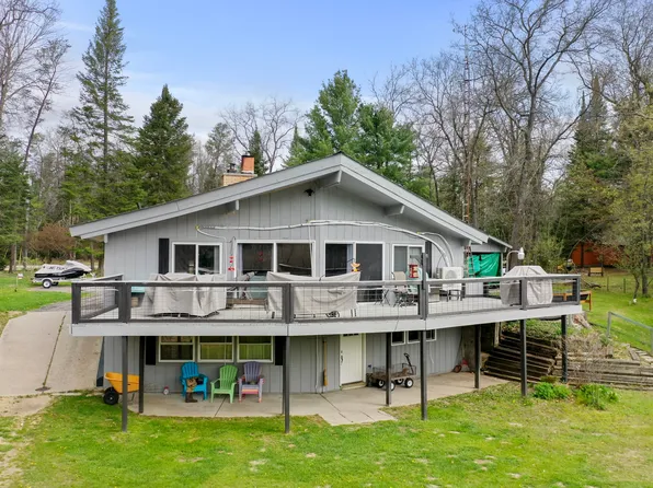 235 Ausable River Trl, Roscommon, MI 48653