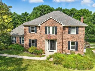 9647 Friar Tuck Dr, West Chester, OH 45069