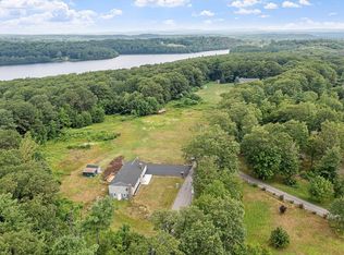 21 Davis Rd, Westminster, MA 01473