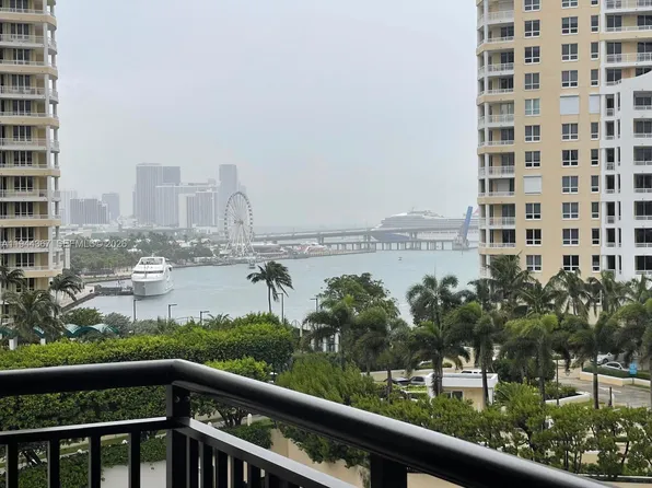 540 Brickell Key Dr APT 1006, Miami, FL 33131