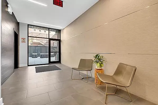 Rented by DejaView Residential Inc | media 26