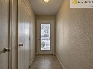 266 Pointe Ln, Raymore, MO 64083