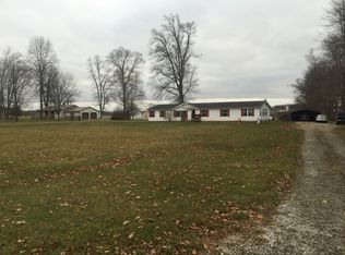 11478 Yankee St, Fredericktown, OH 43019