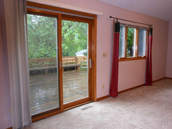 3rd image of 2009 5th Ave