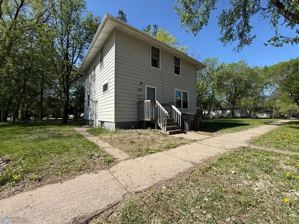 1617 3rd Ave S, Moorhead, MN 56560