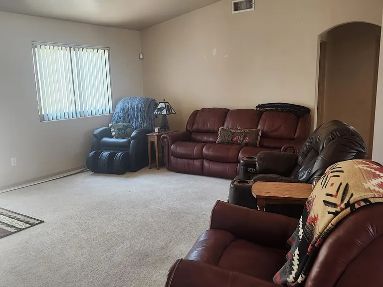 3048 Mirage Dr — Photo 4