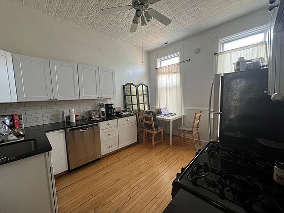 3rd image of 1442 N Paulina St APT 2F