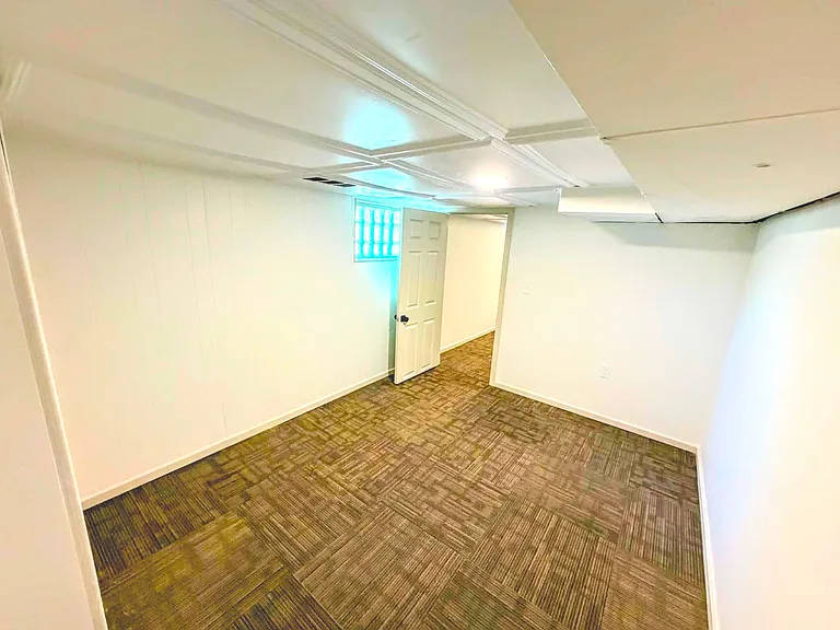 15460 Brookfield St — Photo 23