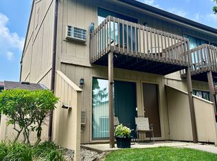 54 Vail Colony Rd UNIT 5, Fox Lake, IL 60020