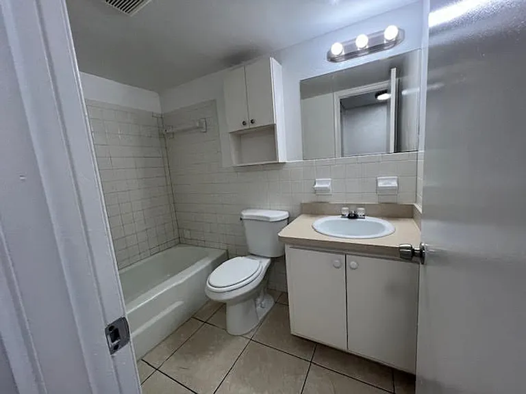 1200 S Broadway Lantana, FL 33462 — Photo 9