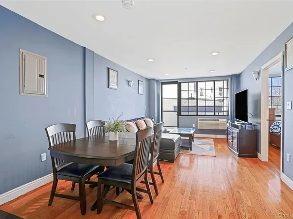 311 Saint Nicholas Avenue #3H, Ridgewood, NY 11385