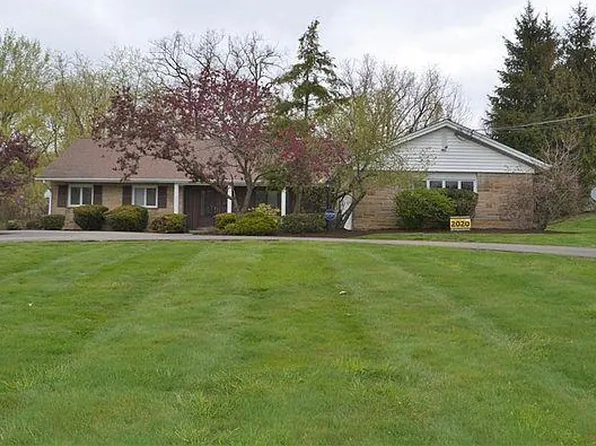 25443 Bryden Rd, Beachwood, OH 44122
