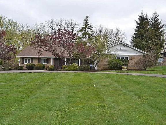 25443 Bryden Rd photo 1