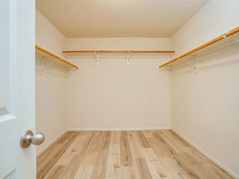 21707 Mount Elbrus Way — Photo 26