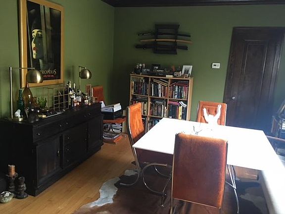 4th image of 2324 W Cornelia Ave #1E
