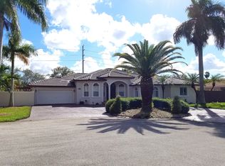 10880 SW 135th Ter, Miami, FL 33176