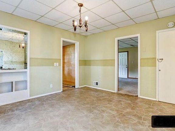 Dining Room (Will likely be repainting and updating pictures later)