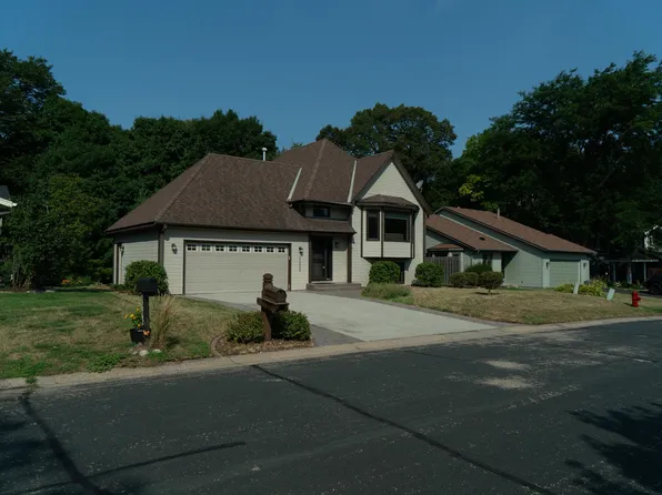 13056 Vernon Ave S, Savage, MN 55378