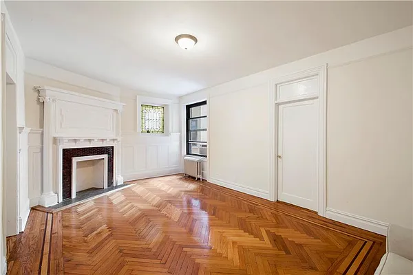 Sold by Douglas Elliman | media 17