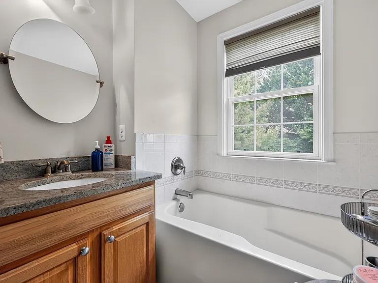 134 57th St SE — Photo 21