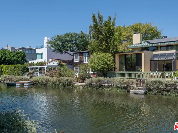 439 Sherman Canal, Venice, CA 90291