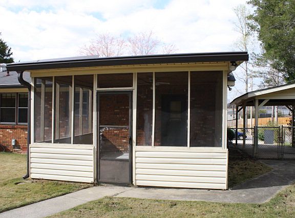 Screened Porch