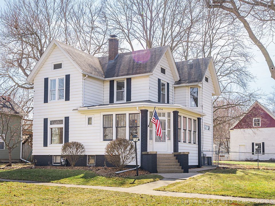 314 E Elm St, Sycamore, IL 60178 Zillow