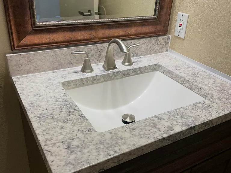 2463 E Springfield Pl — Photo 8