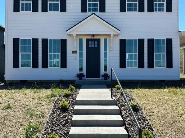 1031 Edington, Moscow, ID 83843