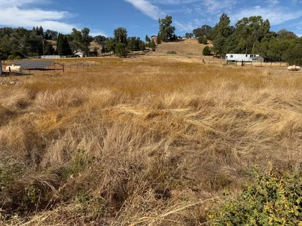 7834 Kirby St, Valley Springs, CA 95252
